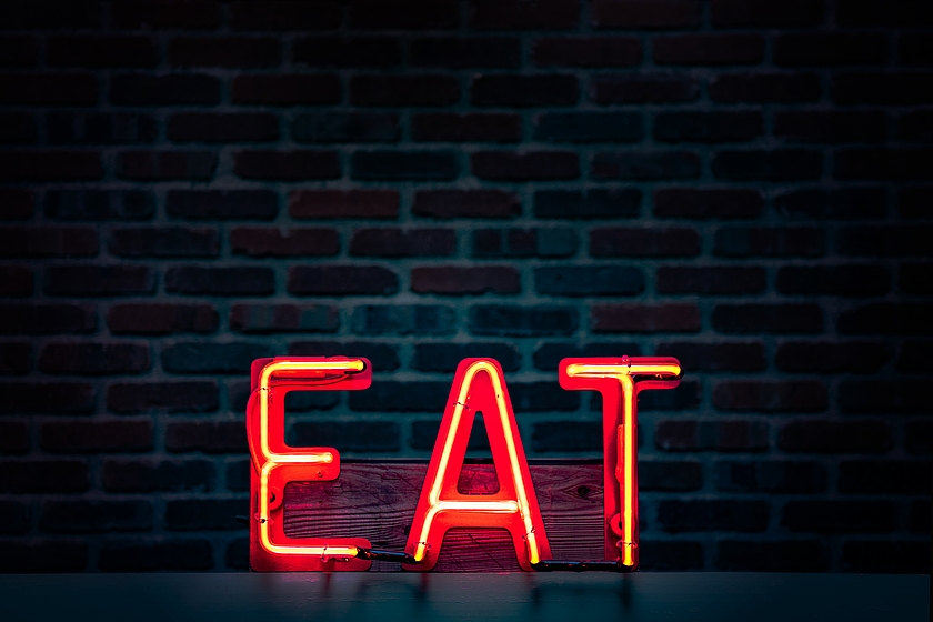 Das Wort "Eat" als Leuchtreklame